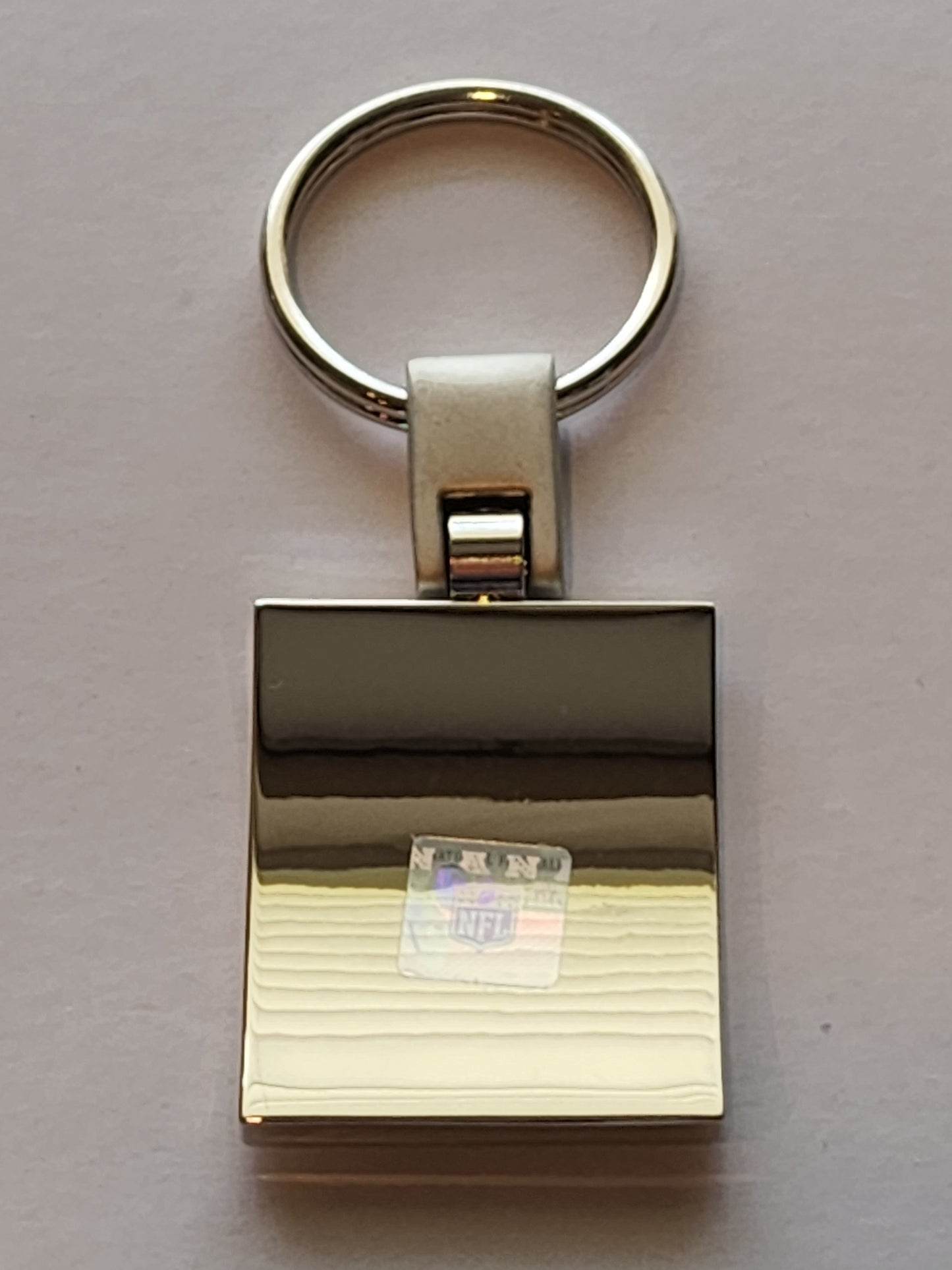 Washington Redskins Key Chain with Etched Team Logo (NFL)