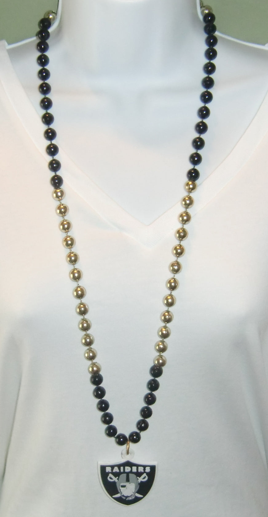 Las Vegas Raiders Mardi Gras Beads Necklace with Team Logo - NFL Football