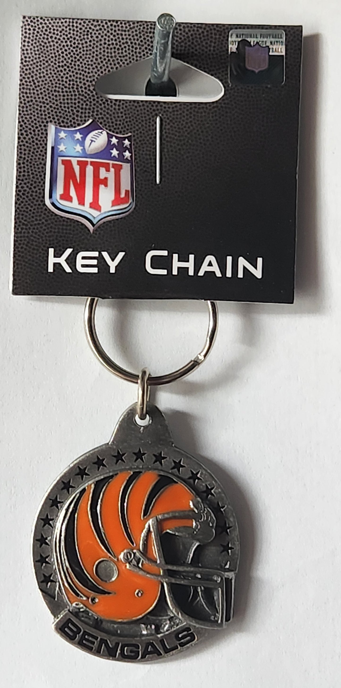 Cincinnati Bengals 3-D Helmet Metal Key Chain NFL Football (Round)