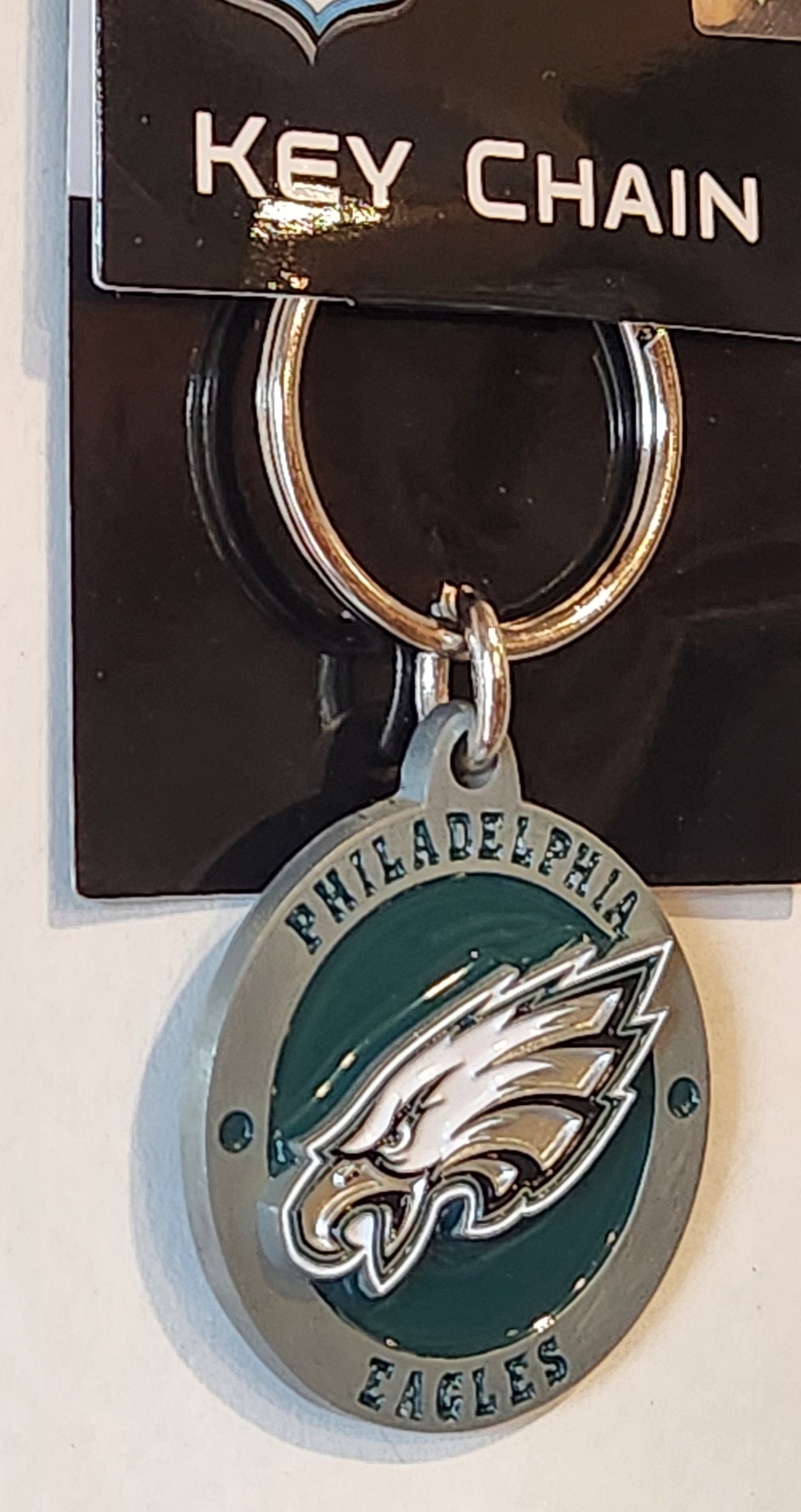 Philadelphia Eagles 3-D Logo Metal Key Chain NFL Football (Round)