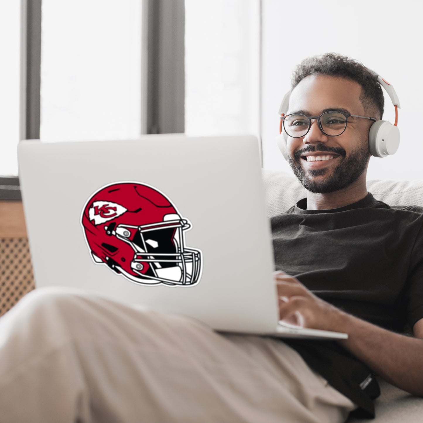 Kansas City Chiefs Helmet Vinyl Auto or Flat Surface Decal (NFL)