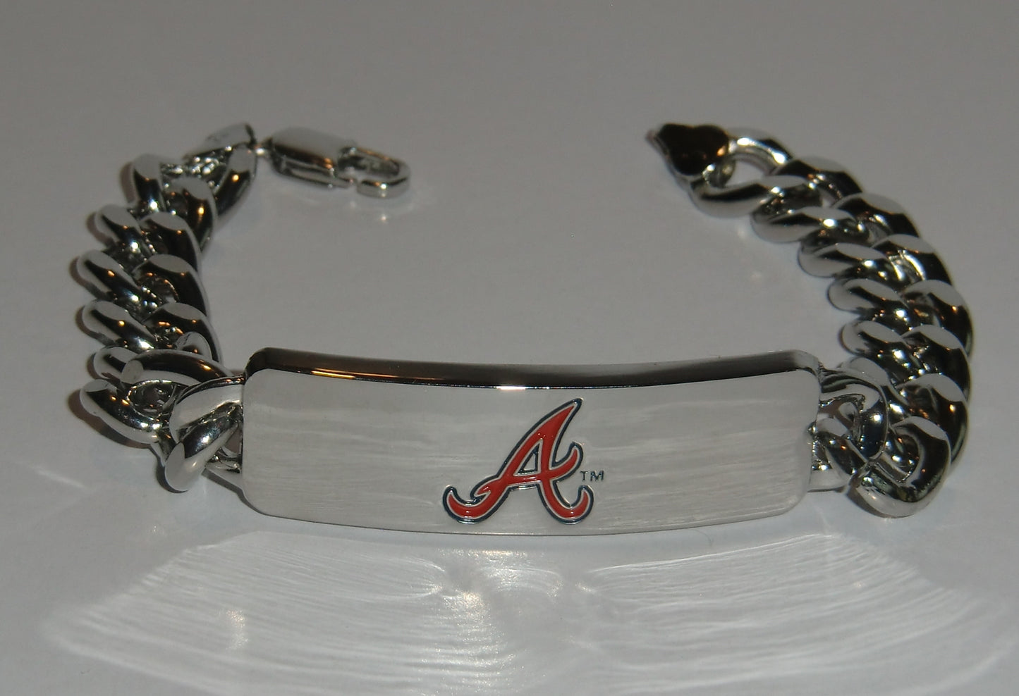 Atlanta Braves Heavy Duty Metal Link Team ID Bracelet MLB Licensed