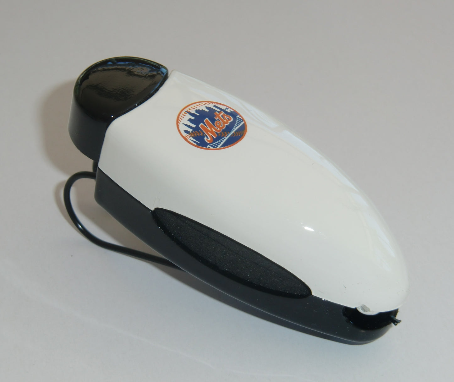 New York Mets Sunglasses Visor Clip Holds Glasses (MLB Baseball)