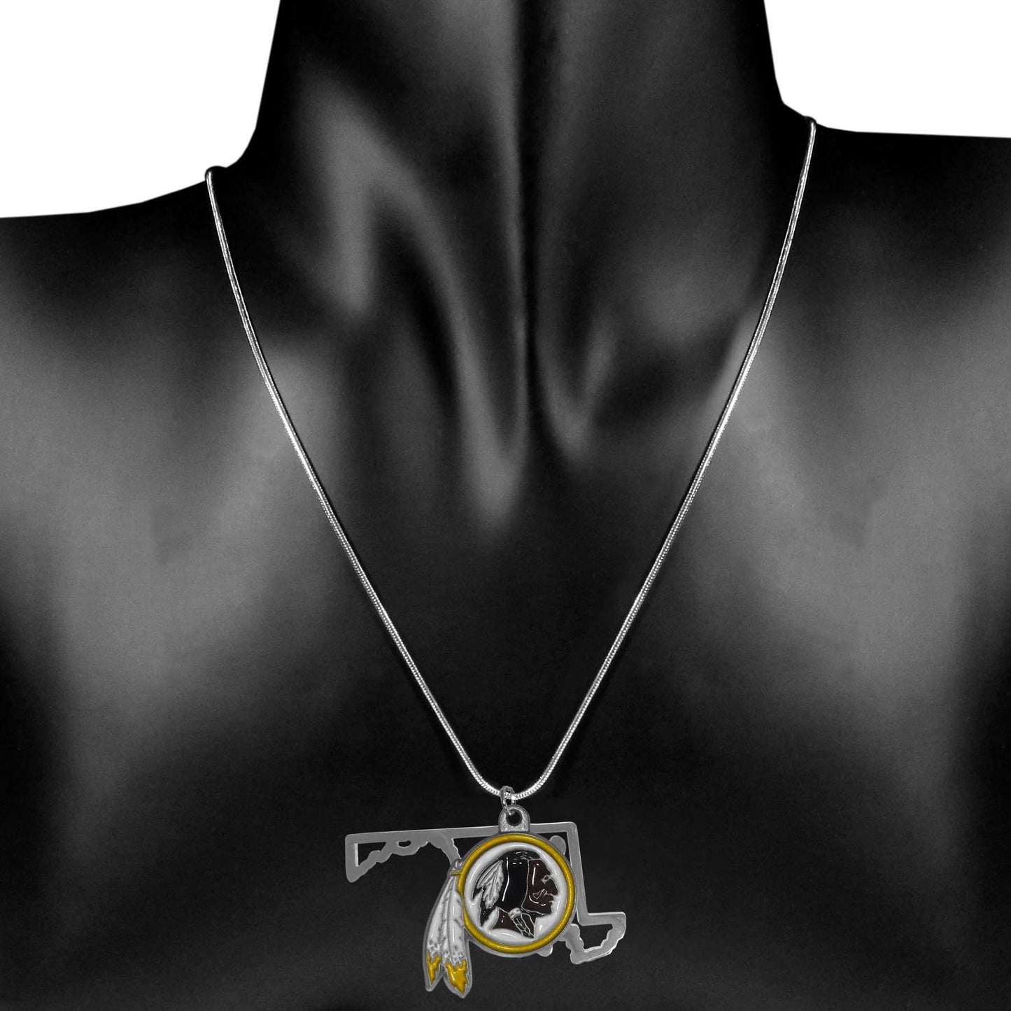Washington Redskins State Shape Charm w/ Team Logo Chain Necklace NFL